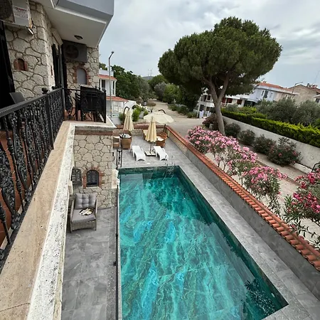 Yalcinkaya Tas 4*