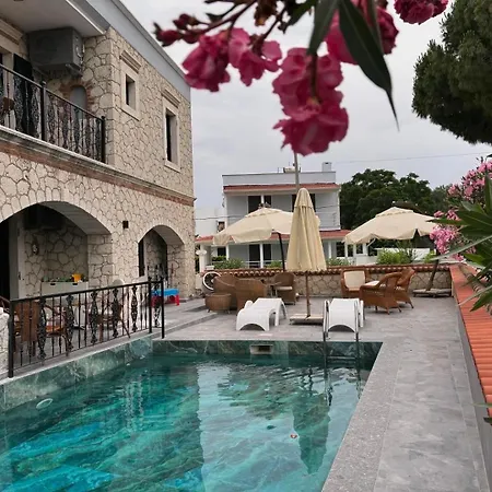 Yalcinkaya Tas Apart Otel