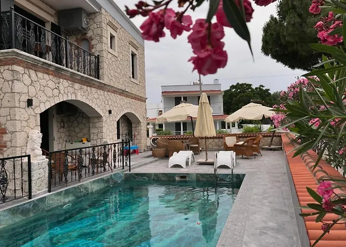 Yalcinkaya Tas Apart-hotel